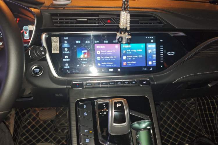 Used Geely Auto Emgrand X7 Sport 2020 1.8TD DCT ZhiZun PRO Audio And AC Panel
