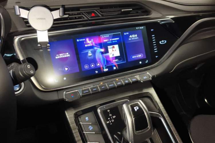Used Geely Auto Emgrand X7 Sport 2020 1.5TD Automatic Smart Connect PRO Audio And AC Panel