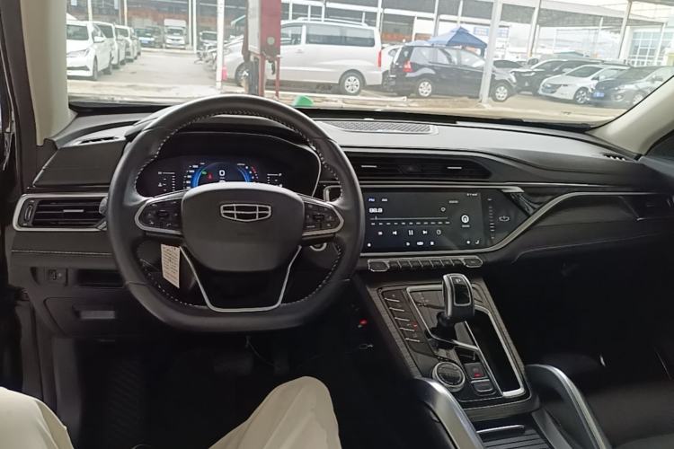 Used Geely Auto Emgrand X7 Sport 2020 1.8TD DCT Smart PRO Center Console