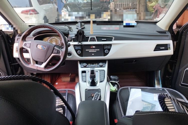 Used Geely Auto Emgrand X7 Sport 2020 1.8TD DCT Two-Wheel Drive Smart Connect 4G-Enabled Version Center Console