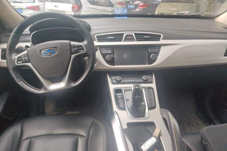 Used Geely Auto Emgrand X7 Sport 2020 1.8TD DCT Two-Wheel Drive Smart Connect 4G-Enabled Version Center Console