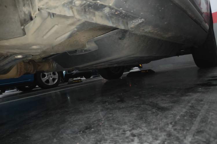 Used Geely Auto Emgrand X7 Sport 2020 1.8TD DCT Two-Wheel Drive Smart Connect 4G-Enabled Version Chassis Front Left
