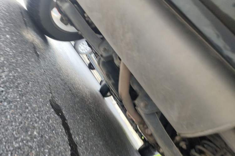 Used Geely Auto Emgrand X7 Sport 2020 1.8TD DCT Two-Wheel Drive Smart Connect 4G-Enabled Version Chassis Rear
