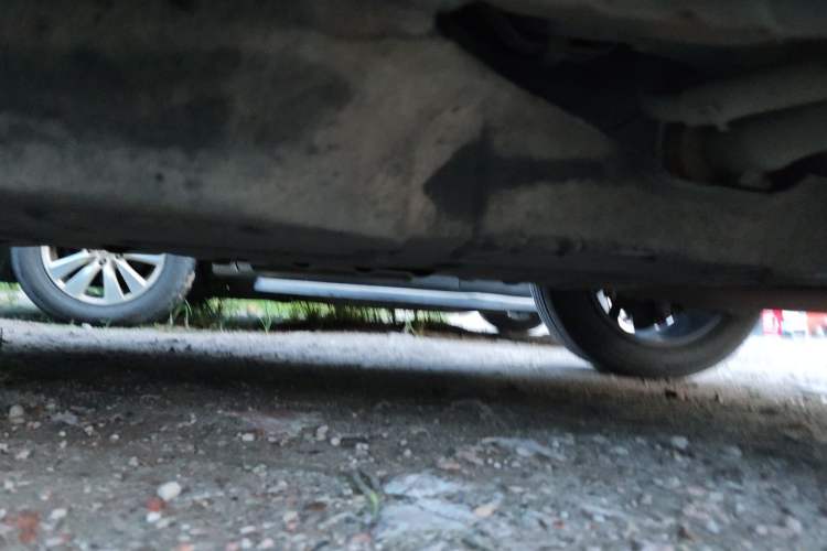 Used Geely Auto Emgrand X7 Sport 2020 1.8TD DCT Two-Wheel Drive Smart Connect 4G-Enabled Version Chassis Rear Left