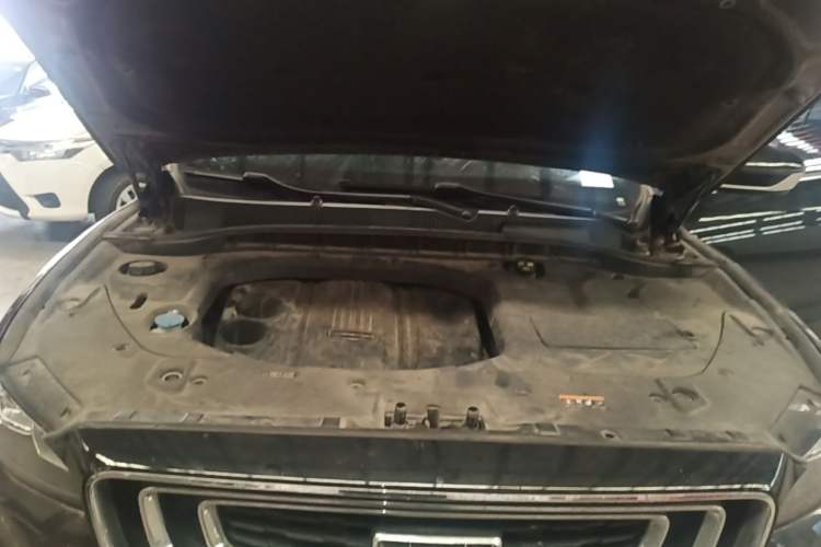 Used Geely Auto Emgrand X7 Sport 2020 1.8TD DCT Smart Connect PRO Engine Bay