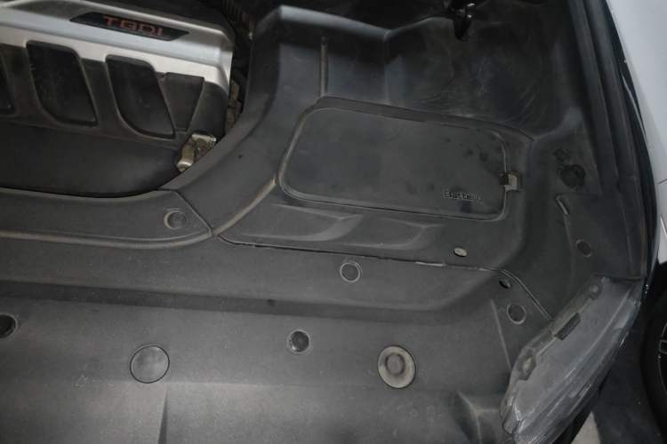 Used Geely Auto Emgrand X7 Sport 2020 1.8TD DCT Two-Wheel Drive Smart Connect 4G-Enabled Version Engine Bay Left