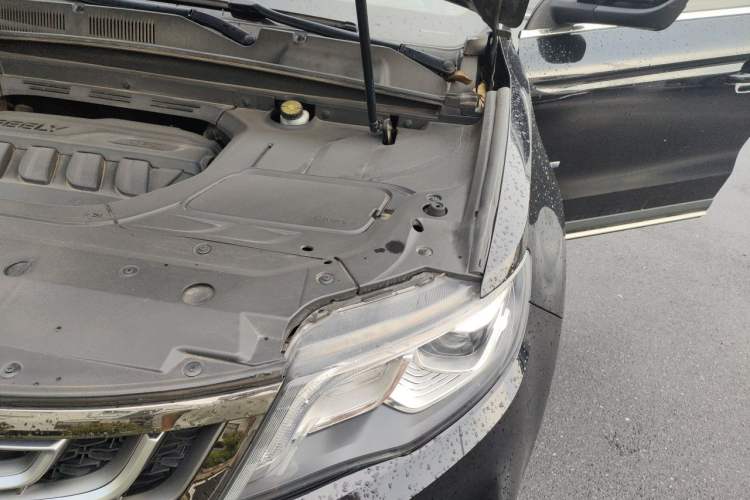 Used Geely Auto Emgrand X7 Sport 2020 1.8TD DCT Two-Wheel Drive Smart Connect 4G-Enabled Version Engine Bay Left