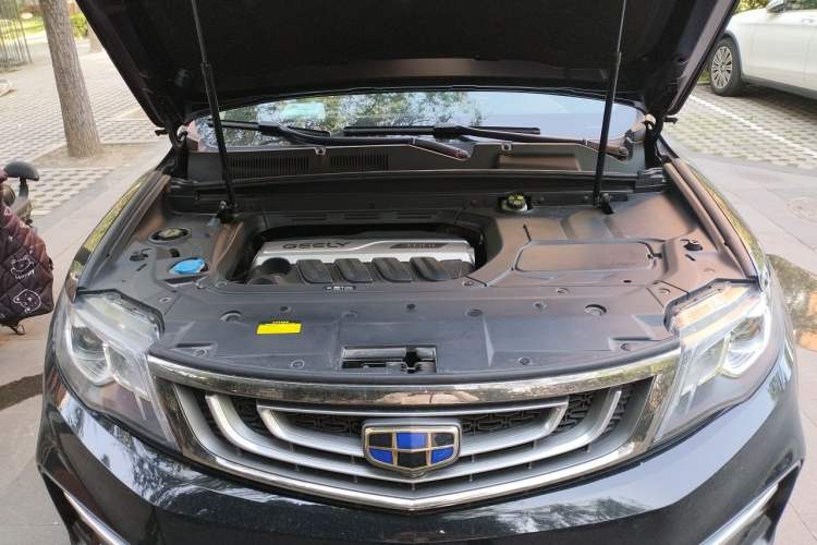 Used Geely Auto Emgrand X7 Sport 2020 1.8TD DCT Two-Wheel Drive Smart Connect 4G-Enabled Version Engine Bay