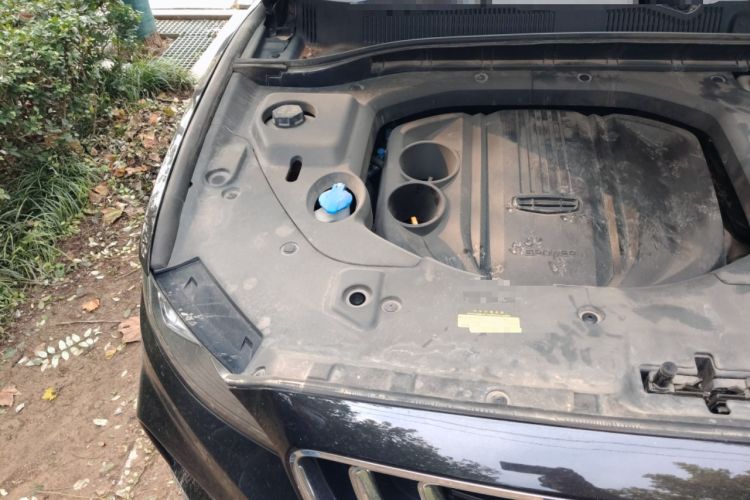 Used Geely Auto Emgrand X7 Sport 2020 1.8TD DCT Smart Connect PRO Engine Bay Right