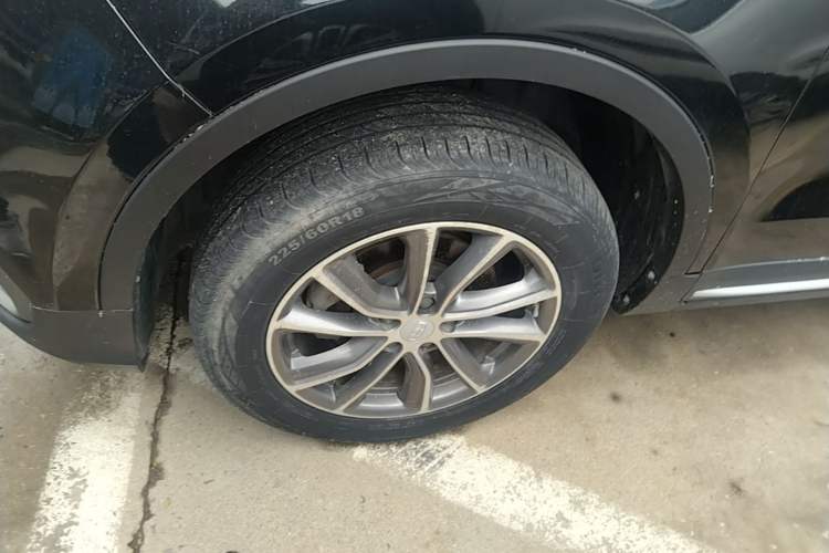 Used Geely Auto Emgrand X7 Sport 2020 1.8TD DCT Two-Wheel Drive Smart Connect 4G-Enabled Version Exterior 4