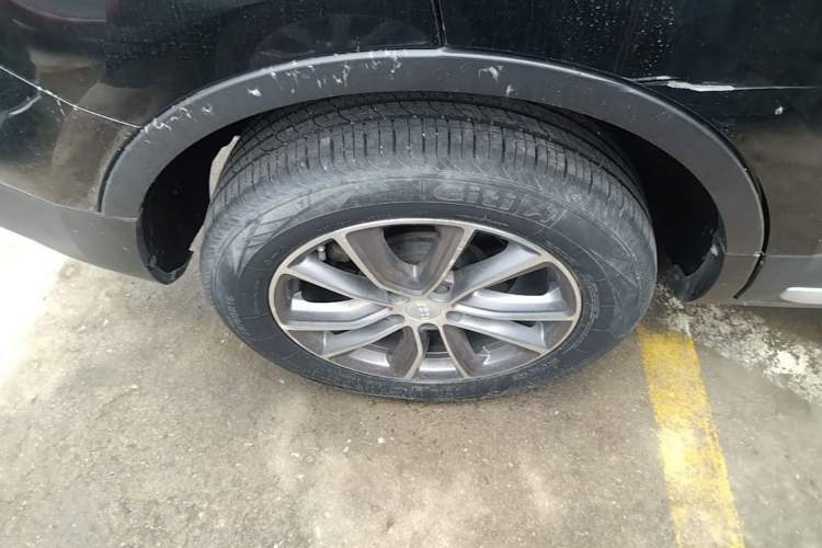 Used Geely Auto Emgrand X7 Sport 2020 1.8TD DCT Two-Wheel Drive Smart Connect 4G-Enabled Version Exterior 5