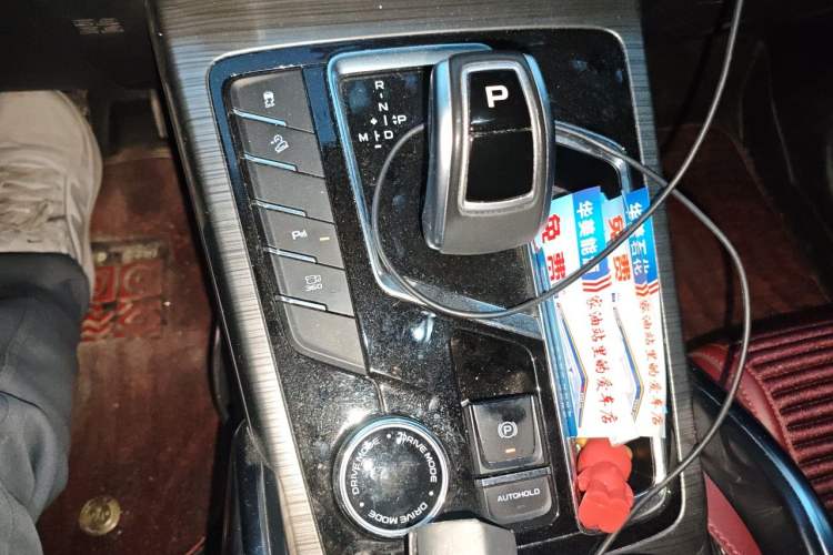 Used Geely Auto Emgrand X7 Sport 2020 1.8TD DCT Smart PRO Gear Lever