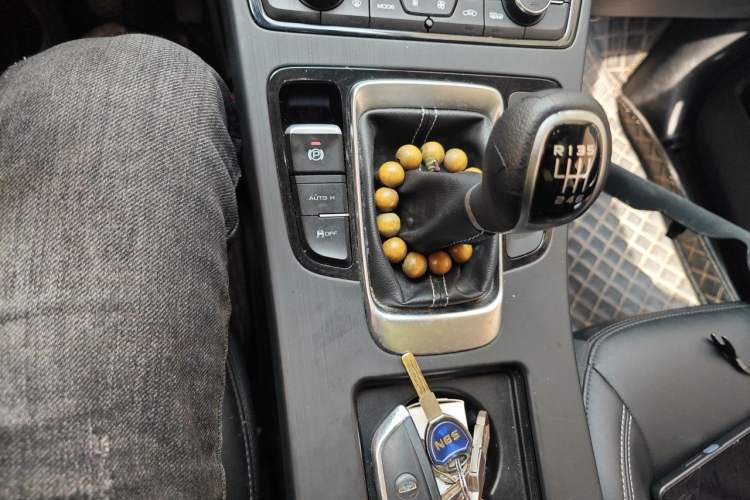 Used Geely Auto Emgrand X7 Sport 2020 1.8TD Manual Two-Wheel Drive Elite Version Gear Lever