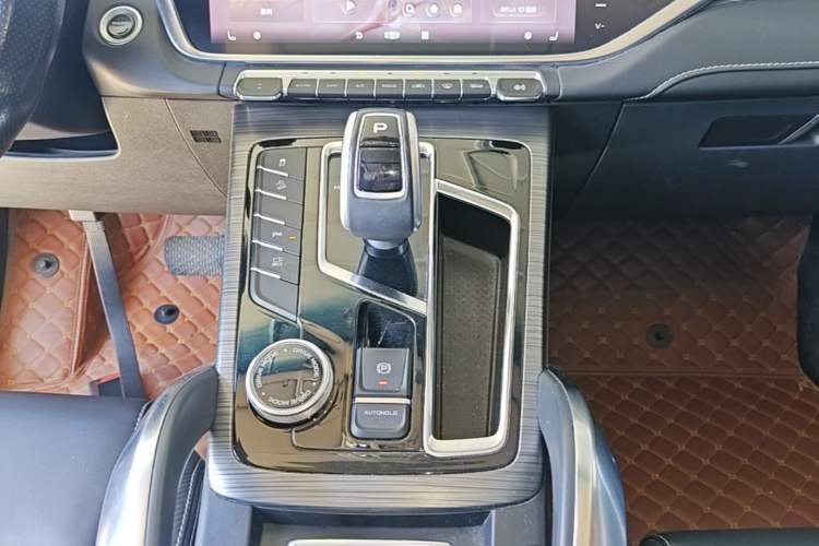 Used Geely Auto Emgrand X7 Sport 2020 1.8TD DCT Smart PRO Gear Lever