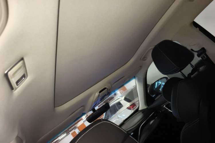 Used Geely Auto Emgrand X7 Sport 2020 1.5TD Automatic Smart Connect PRO Headliner