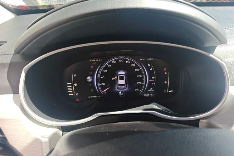 Used Geely Auto Emgrand X7 Sport 2020 1.8TD DCT Two-Wheel Drive Smart Connect 4G-Enabled Version Instrument Cluster