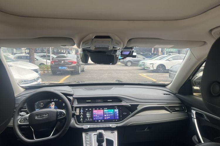 Used Geely Auto Emgrand X7 Sport 2020 1.8TD DCT ZhiZun PRO Interior 3