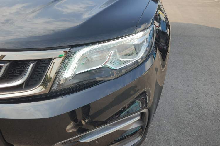 Used Geely Auto Emgrand X7 Sport 2020 1.8TD DCT Two-Wheel Drive Smart Connect 4G-Enabled Version Left Front Headlight