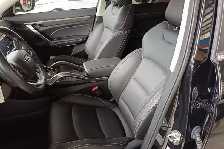 Used Geely Auto Emgrand X7 Sport 2020 1.8TD DCT Smart PRO Left Front Seat
