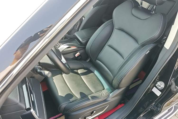 Used Geely Auto Emgrand X7 Sport 2020 1.8TD DCT ZhiZun PRO Left Front Seat