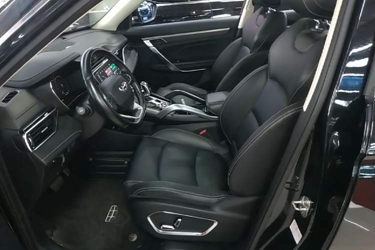 Used Geely Auto Emgrand X7 Sport 2020 1.8TD DCT ZhiZun PRO Left Front Seat