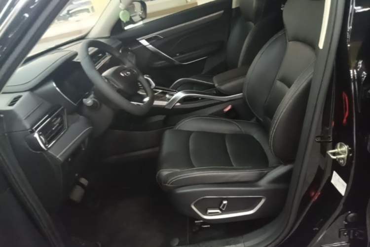 Used Geely Auto Emgrand X7 Sport 2020 1.8TD DCT Smart Connect PRO Left Front Seat
