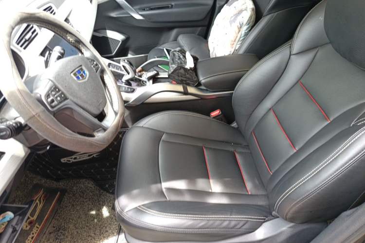 Used Geely Auto Emgrand X7 Sport 2020 1.8TD DCT Two-Wheel Drive Smart Connect 4G-Enabled Version Left Front Seat
