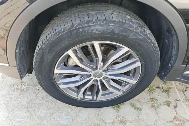 Used Geely Auto Emgrand X7 Sport 2020 1.8TD DCT ZhiZun PRO Left Front Wheel Hub