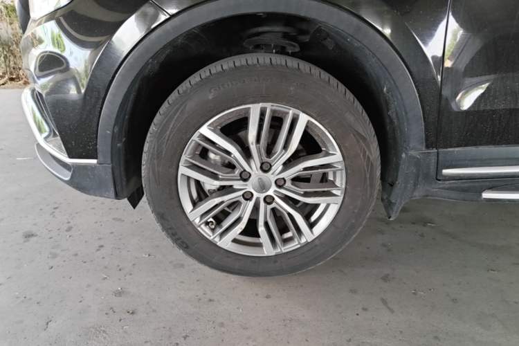 Used Geely Auto Emgrand X7 Sport 2020 1.8TD DCT Smart PRO Left Front Wheel Hub