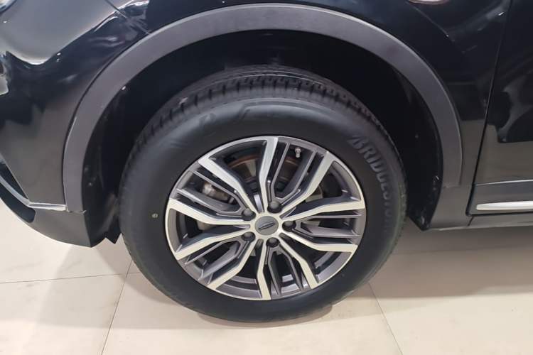 Used Geely Auto Emgrand X7 Sport 2020 1.5TD Automatic Smart Connect PRO Left Front Wheel Hub