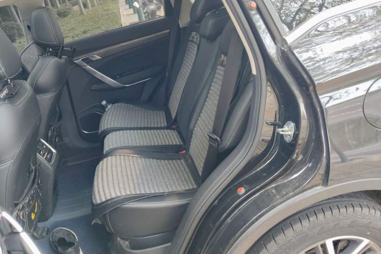 Used Geely Auto Emgrand X7 Sport 2020 1.8TD DCT Smart Connect PRO Left Rear Seat