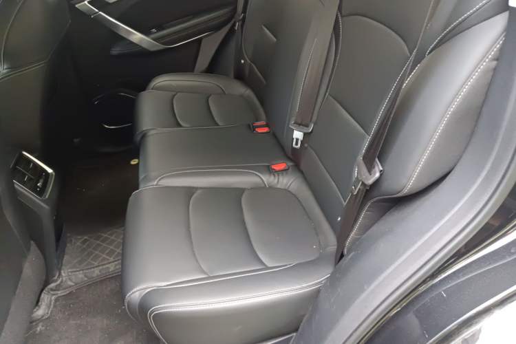 Used Geely Auto Emgrand X7 Sport 2020 1.8TD DCT Smart Connect PRO Left Rear Seat