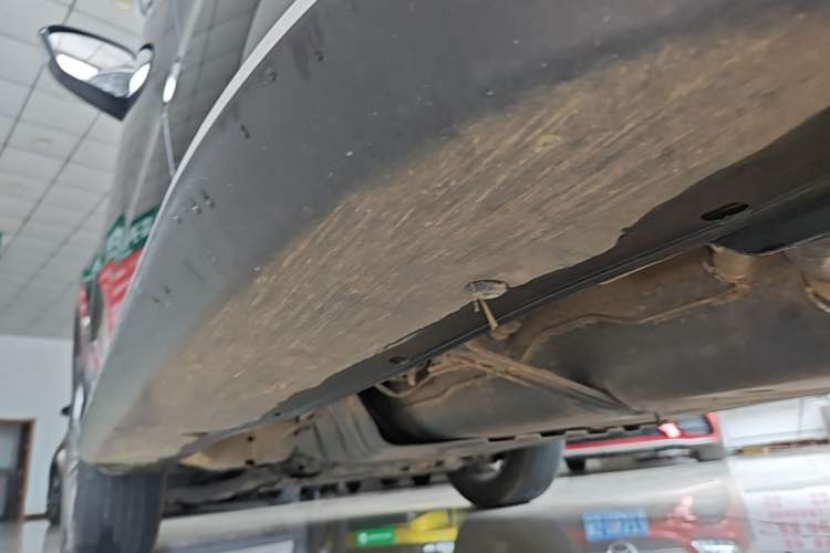 Used Geely Auto Emgrand X7 Sport 2020 1.8TD DCT Smart Connect PRO Left Side Sill