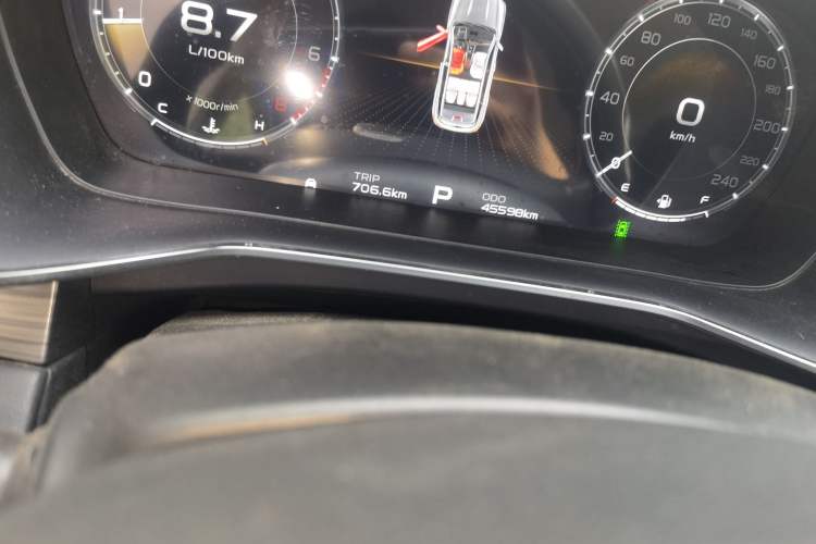 Used Geely Auto Emgrand X7 Sport 2020 1.8TD DCT ZhiZun PRO Odometer Close Up