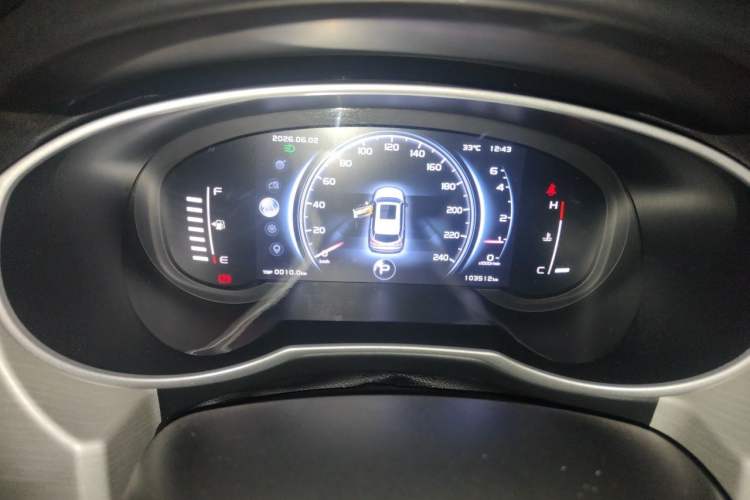 Used Geely Auto Emgrand X7 Sport 2020 1.8TD DCT Two-Wheel Drive Smart Connect 4G-Enabled Version Odometer Close Up