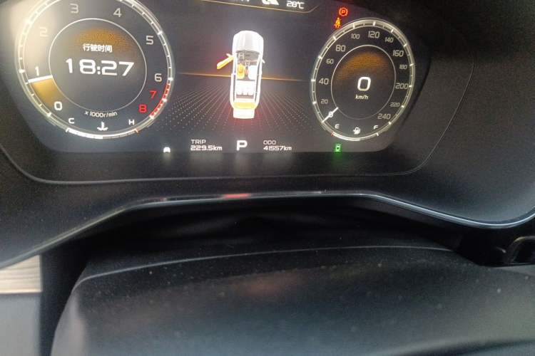 Used Geely Auto Emgrand X7 Sport 2020 1.8TD DCT ZhiZun PRO Odometer Close Up