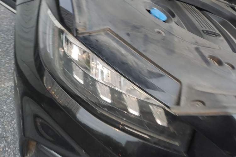 Used Geely Auto Emgrand X7 Sport 2020 1.8TD DCT ZhiZun PRO Right Front Headlight