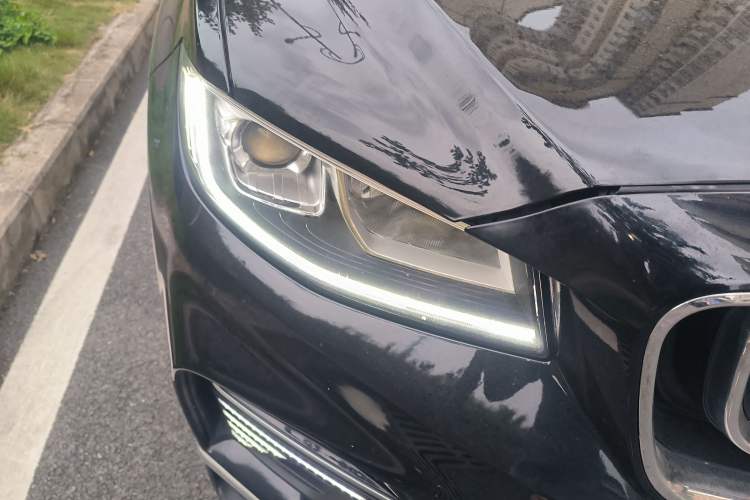 Used Geely Auto Emgrand X7 Sport 2020 1.8TD DCT Smart Connect PRO Right Front Headlight