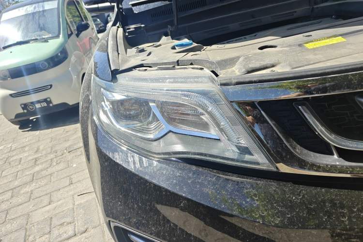 Used Geely Auto Emgrand X7 Sport 2020 1.8TD DCT Two-Wheel Drive Smart Connect 4G-Enabled Version Right Front Headlight