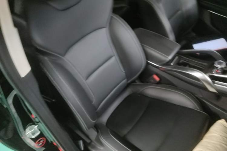 Used Geely Auto Emgrand X7 Sport 2020 1.8TD DCT Smart Connect PRO Right Front Seat