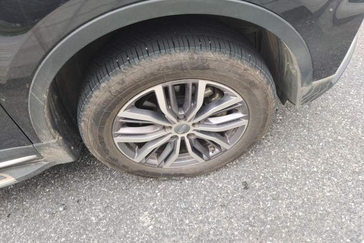 Used Geely Auto Emgrand X7 Sport 2020 1.8TD DCT ZhiZun PRO Right Front Wheel Hub