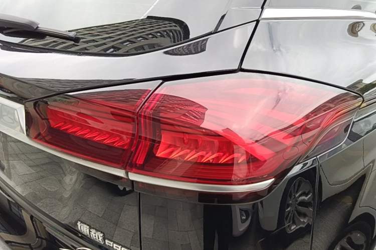 Used Geely Auto Emgrand X7 Sport 2020 1.8TD DCT Smart Connect PRO Right Rear Taillight