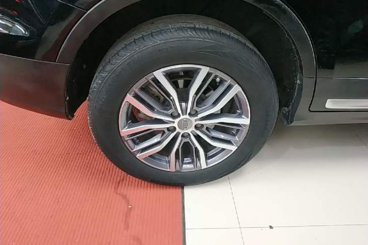 Used Geely Auto Emgrand X7 Sport 2020 1.8TD DCT ZhiZun PRO Right Rear Wheel Hub