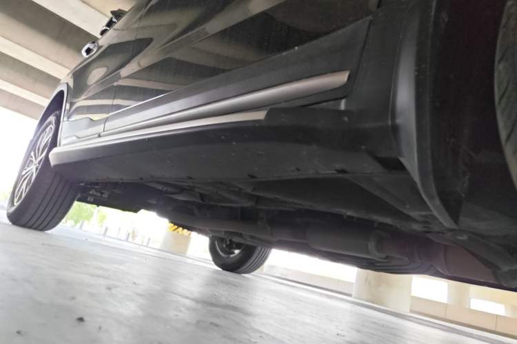 Used Geely Auto Emgrand X7 Sport 2020 1.8TD DCT Smart PRO Right Side Sill
