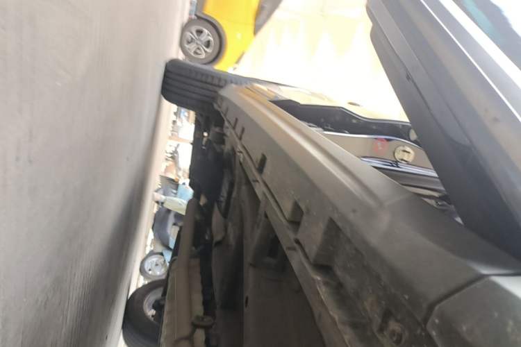 Used Geely Auto Emgrand X7 Sport 2020 1.8TD DCT Smart PRO Right Side Sill