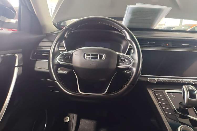 Used Geely Auto Emgrand X7 Sport 2020 1.5TD Automatic Smart Connect PRO Steering Wheel