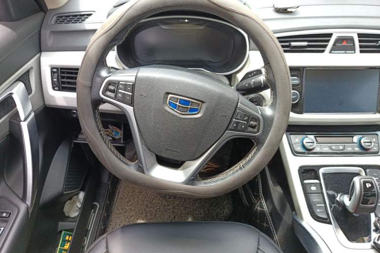 Used Geely Auto Emgrand X7 Sport 2020 1.8TD DCT Two-Wheel Drive Smart Connect 4G-Enabled Version Steering Wheel