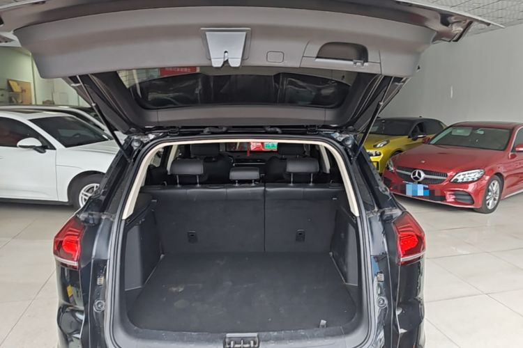 Used Geely Auto Emgrand X7 Sport 2020 1.8TD DCT Smart Connect PRO Trunk