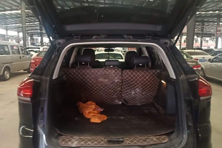 Used Geely Auto Emgrand X7 Sport 2020 1.8TD DCT Smart Connect PRO Trunk