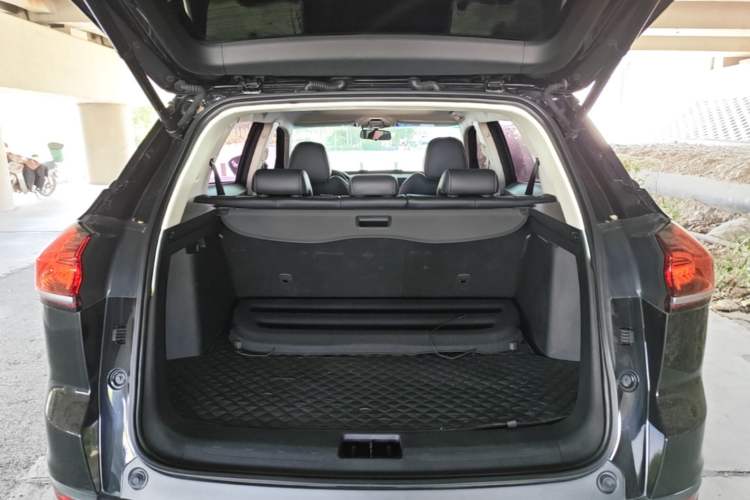 Used Geely Auto Emgrand X7 Sport 2020 1.8TD DCT Smart PRO Trunk